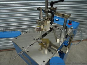 廣東專業廠家供應大型國畫框大相框大鏡框專用大型最新款p3釘角機圖片,廣東專業廠家供應大型國畫框大相框大鏡框專用大型最新款p3釘角機高清圖片 中山市東升鎮框師傅五金制品廠